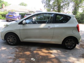 /photos/12027/190ae8cf-7702-1bcc-38d9-02a4a8d764e5_i320x240.jpg
